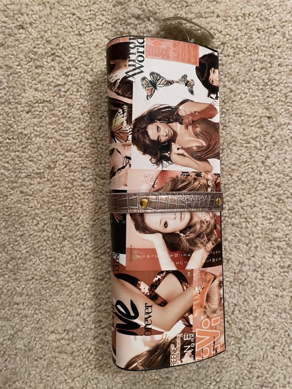 Women's Photo-Collage Print Clutch Handbag - Brown Tan. - Picture 2 of 11